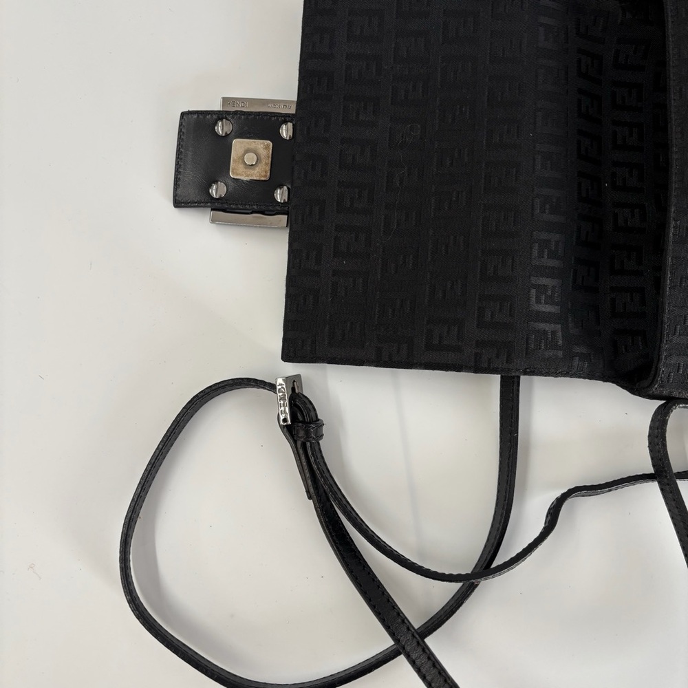FENDI 2007 ZUCCA CROSSBODY BAG — BLACK FF CANVAS - Picture 5 of 8
